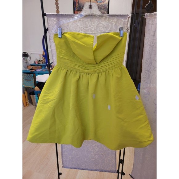 Rent the runway sz 10 Sachin and Babi Maura neon yellow mini strapless dress - Picture 5 of 10
